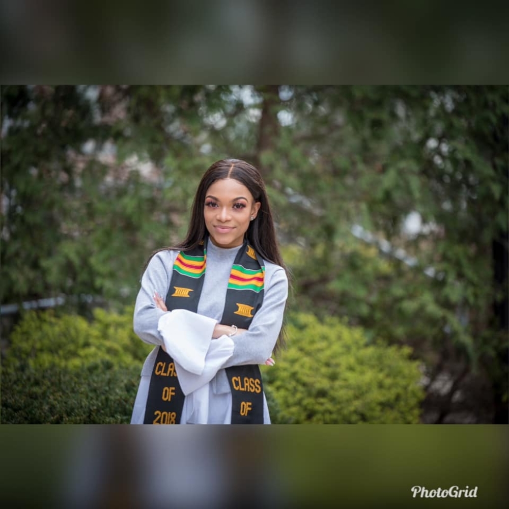 Meet your Posher, Iyonnie